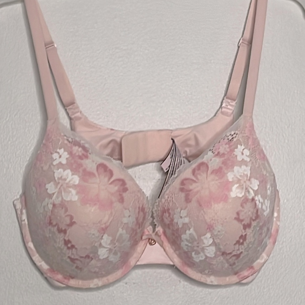 VS pink lace bra 36D - EUC!! $24!